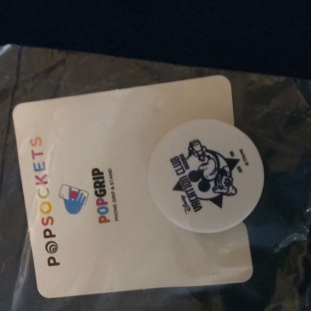 NWT DVC Disney Vacation Club member pop sockets for smart phones POPGRIP